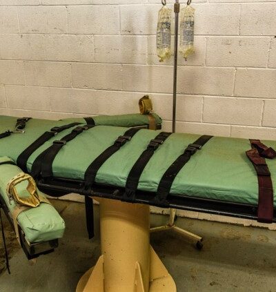 lethal injection table.jpg