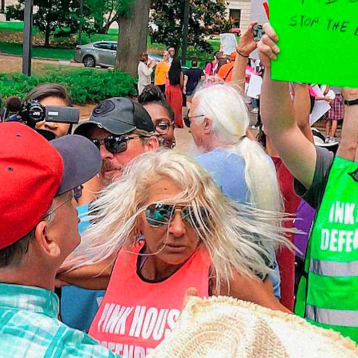 2021-5-17-Jackson-WOmens-Health-Organization-JWHO-Abortion-protest-2019-670.jpeg