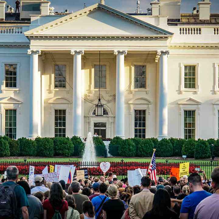 web18_whitehouseprotest_1160x768.jpg